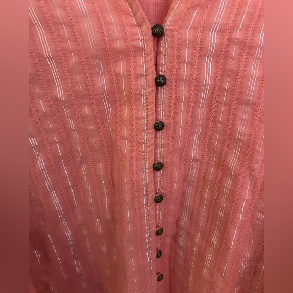 Pilcro The Tavi Top- Button Down Pink/coral w metallic stripe detail. size M - Picture 5 of 9